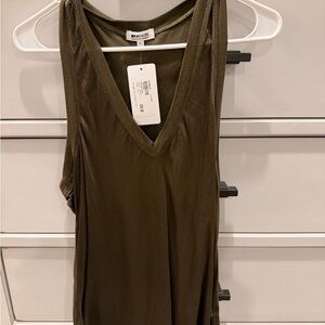 LA Made Evereve Women's Khaki Tank Top a brand new with tags Size extra large